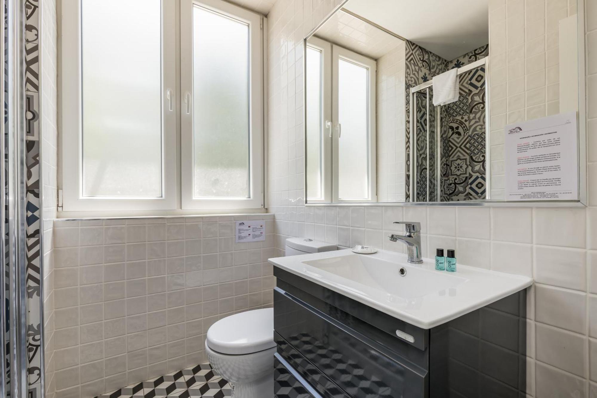 Bra.Com Apartments Oporto Faria Guimaraes Luaran gambar